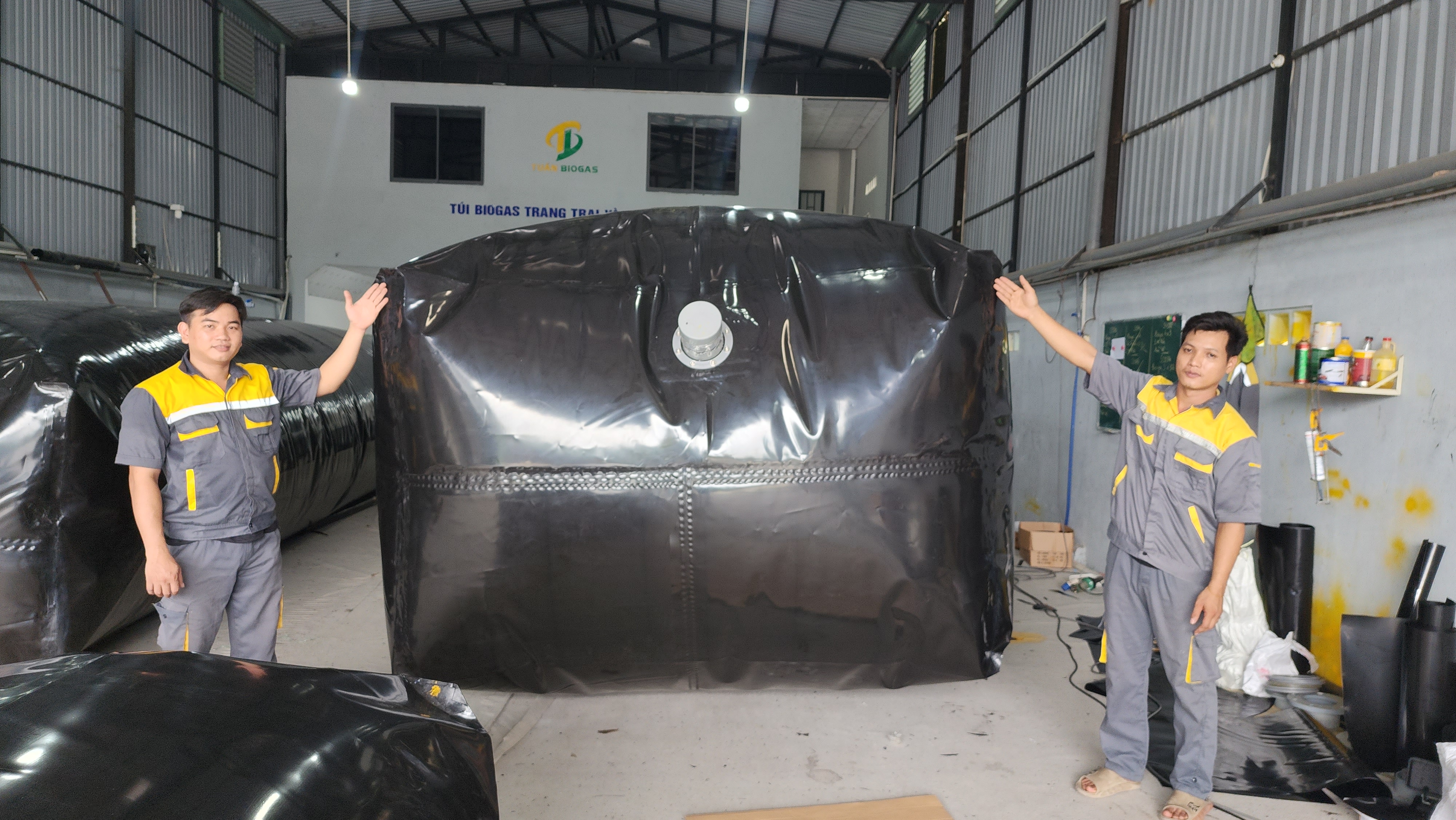 Báo Giá Túi Biogas Vuông Tuấn Biogas Mới Nhất 2026: Chi Phí Đầu Tư Cho Hộ Nông Dân Chăn Nuôi Nhỏ Lẻ Là Bao Nhiêu?